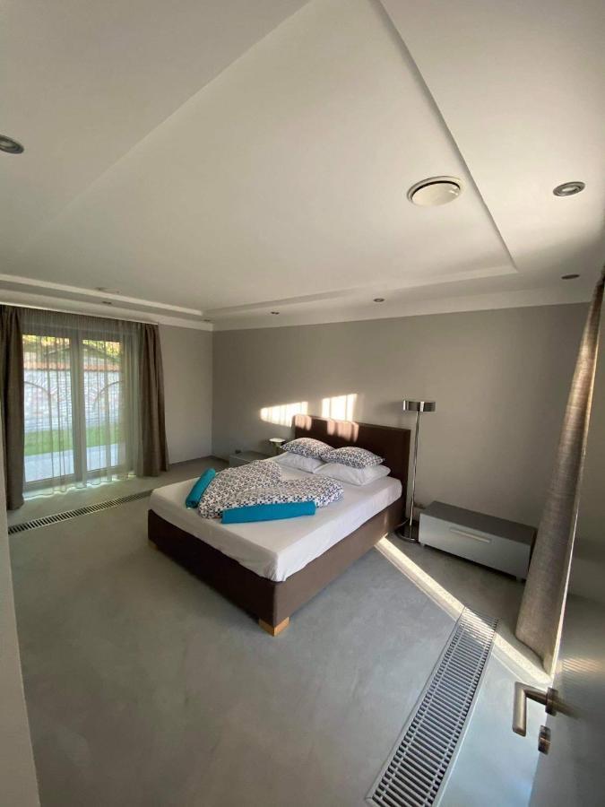 Hajnal Nyaralohaz Villa Balatonfenyves Eksteriør bilde